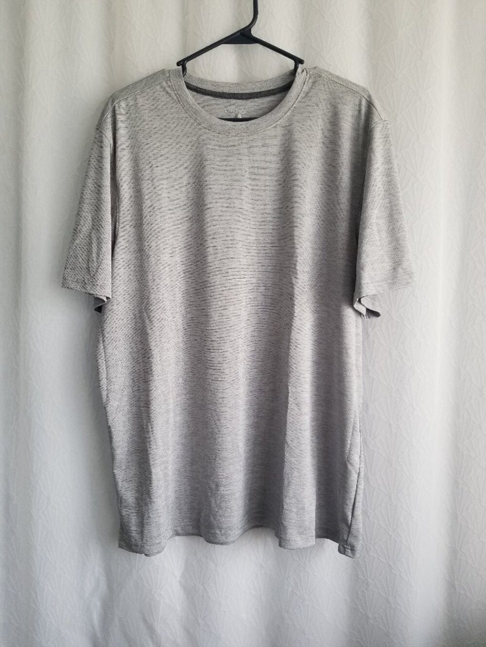 BCG Gray Athletic Pullovert Shirt XL
